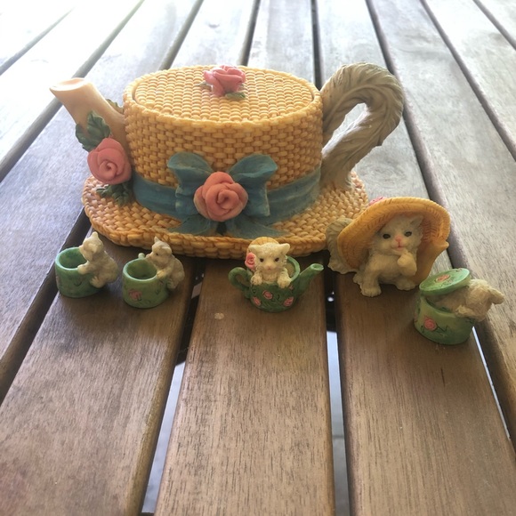 Cat theme Miniature Tea Set - Picture 2 of 4